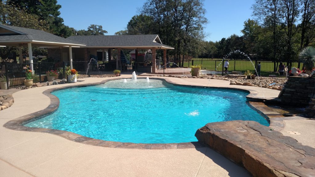 backyard-pool-laminar-jets